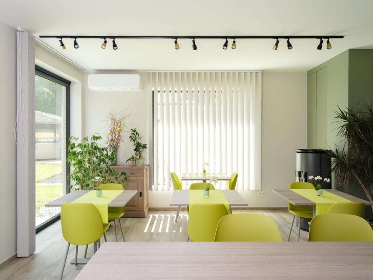 Sint-Martens-Lennik B & B St-Hubert מראה חיצוני תמונה